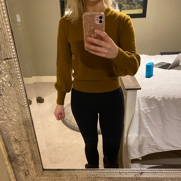 Everlane  Cashmere sweater in Whiskey, XS (lantern sleeves) - Picture 3 of 3